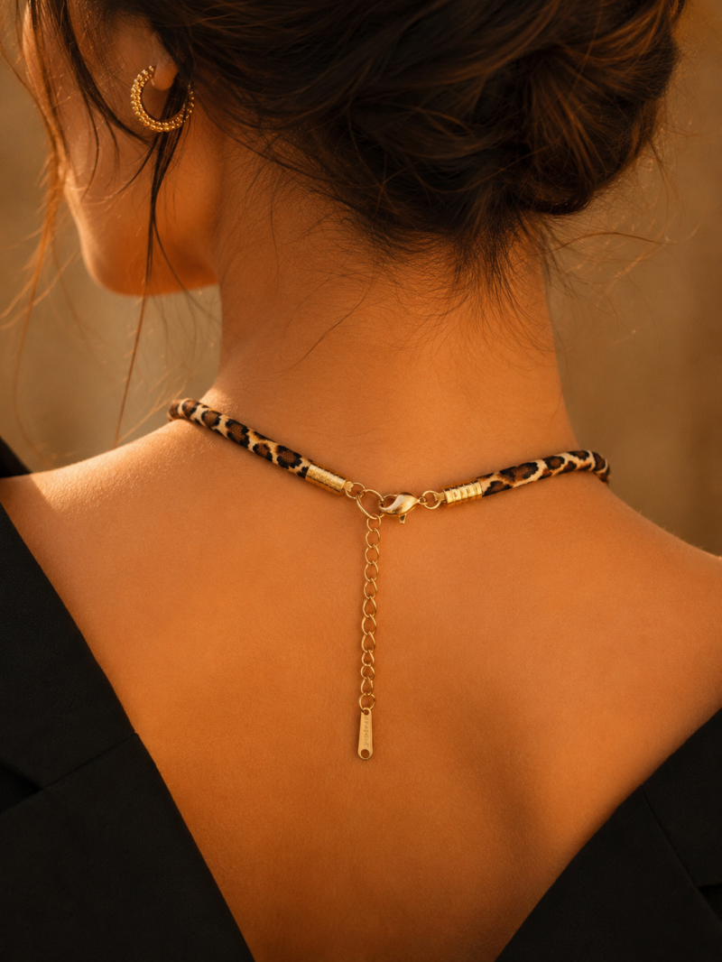 Collier léopard à pendentif coquillage doré – Acier inoxydable – vue 3