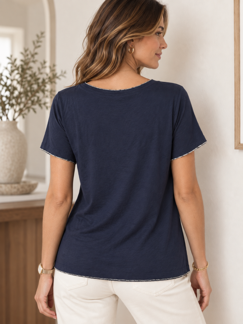T-shirt bleu marine à finitions argentées – autre vue