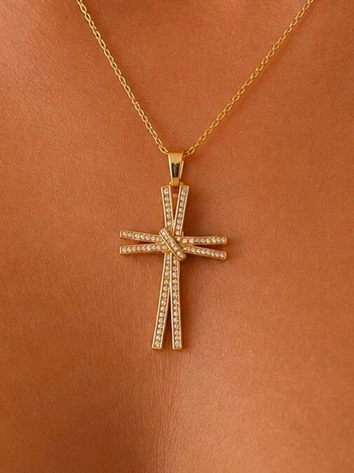 Collier doré en acier inoxydable – Croix double ornée de strass – vue 2