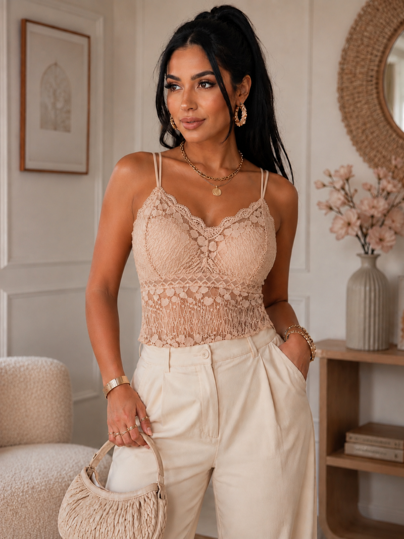 Top en dentelle à petits cœurs beige rosé – Taille S/M (34 au 38)