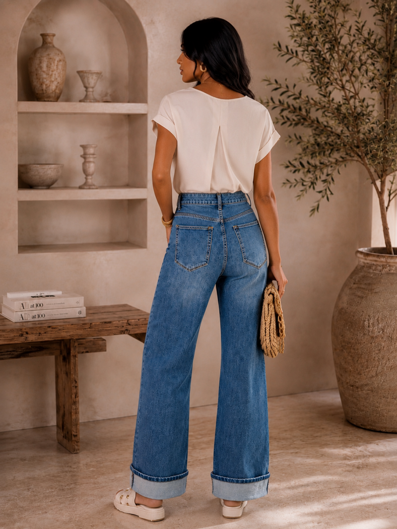 Jean wide leg bleu denim à revers – détail du tissu
