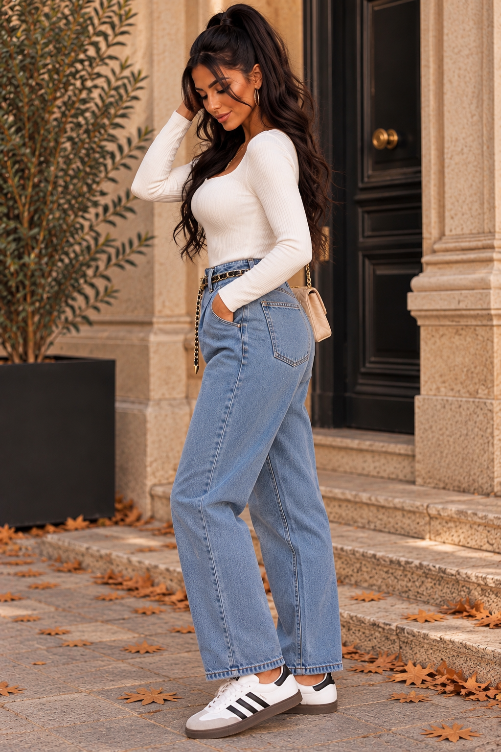 Jean femme bleu taille haute - vue de profil