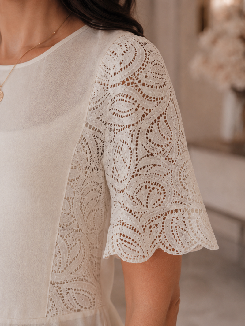 Top écru à manches macramé et sequins – vue complémentaire