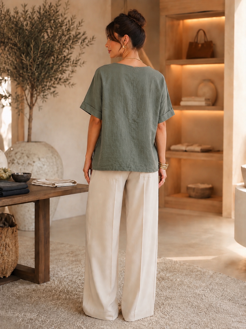 Haut oversize vert militaire en lin et coton – détail de la coupe