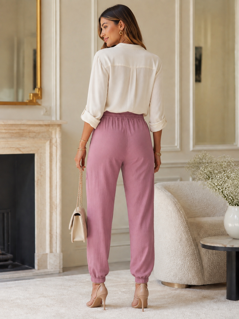 Pantalon cargo fluide rose poudré ou bleu ciel – détail du vêtement