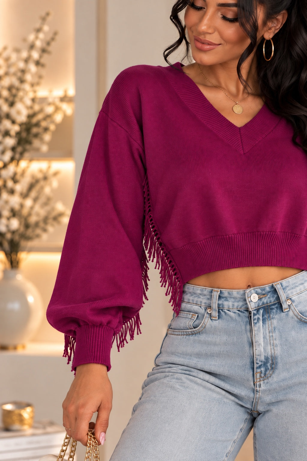 Pull cyclamen femme - détail manche et franges le long de la couture